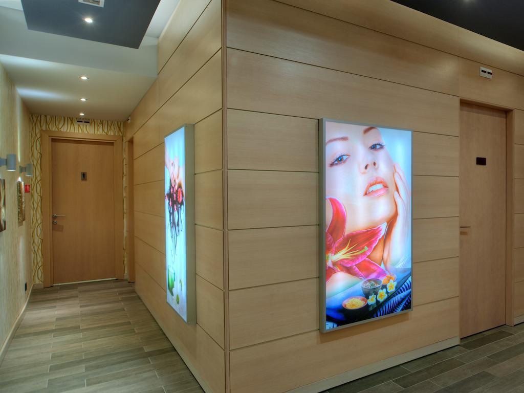 קופאוניק Hotel Angella מראה חיצוני תמונה