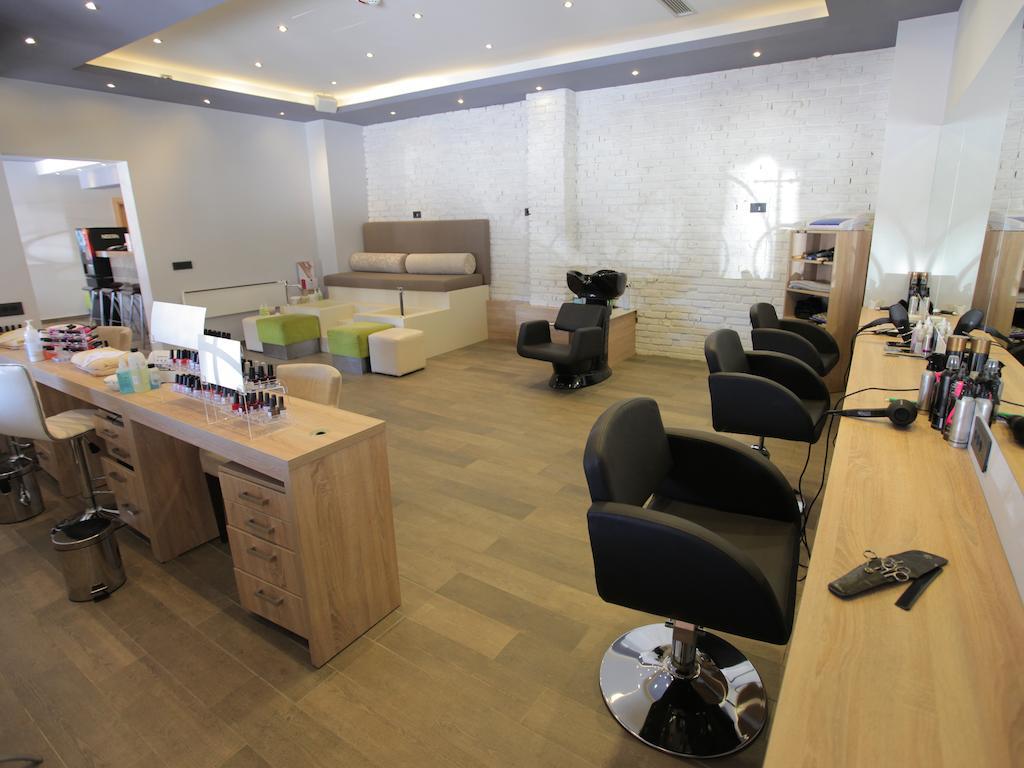 קופאוניק Hotel Angella מראה חיצוני תמונה